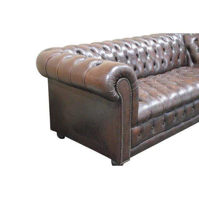 American Vintage Chesterfield Tufted Leather Sofa For Sale - Image 3 of 7