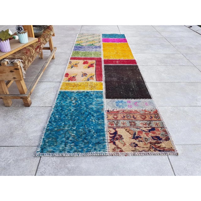 Blue Mid 20th Century Oushak Multicolour Turkish Runner Rug For Sale - Image 8 of 10