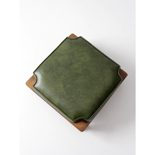 Mid-Century Colonial Revival Footstool With Green Cushion For Sale - Image 4 of 10