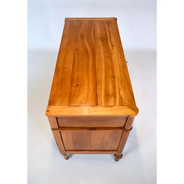19th Century French Directoire Commode in Yew Wood, Neoclassical Style For Sale - Image 10 of 16