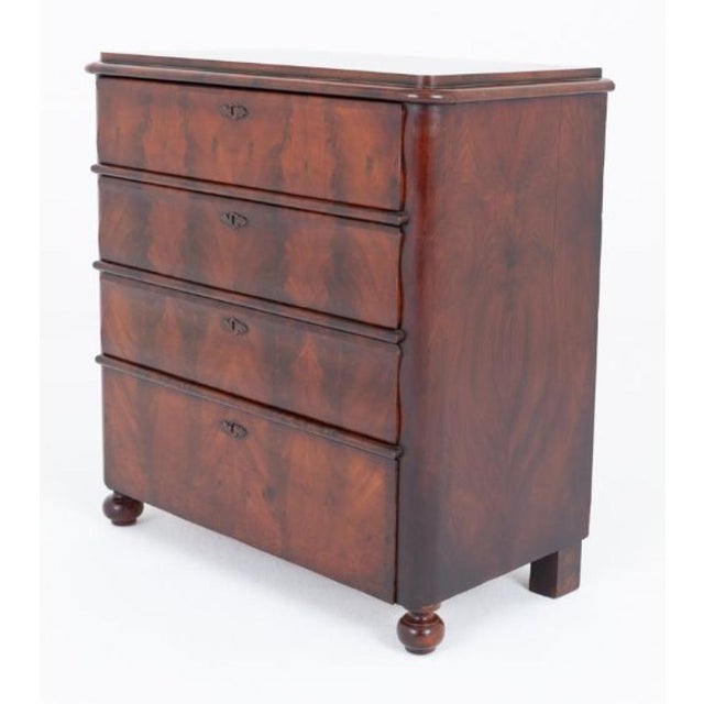 Biedermeier Chest of Drawers in Mahogany, 1860 For Sale - Image 6 of 6