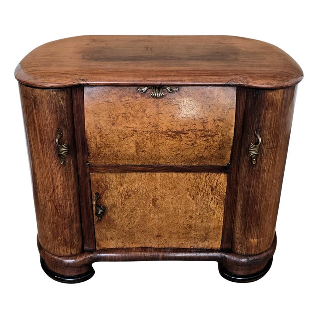 Vintage Art Deco Italian Walnut Burl and Mirror Mosaic Dry Bar Cabinet by Paolo Buffa, 1950s For Sale