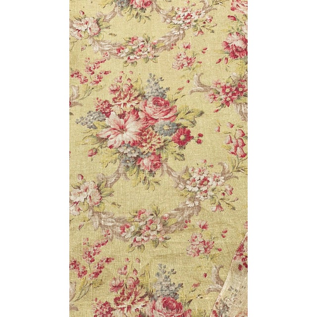 1940s 1940s Vintage Floral Linen Fabric - 16 Yards For Sale - Image 5 of 5