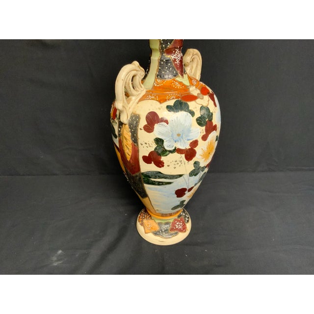 1910 Japanese Ceramic Satsuma Vase For Sale In New York - Image 6 of 9