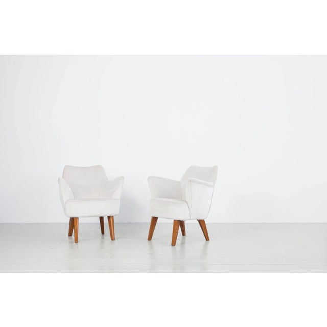 Set of Velvet & Walnut Armchairs by Gio Ponti for Cassina, 1950s For Sale - Image 9 of 18