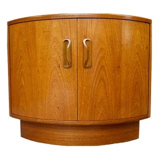 Mid-Century Fresco Corner Cabinet from G-Plan, 1970s For Sale