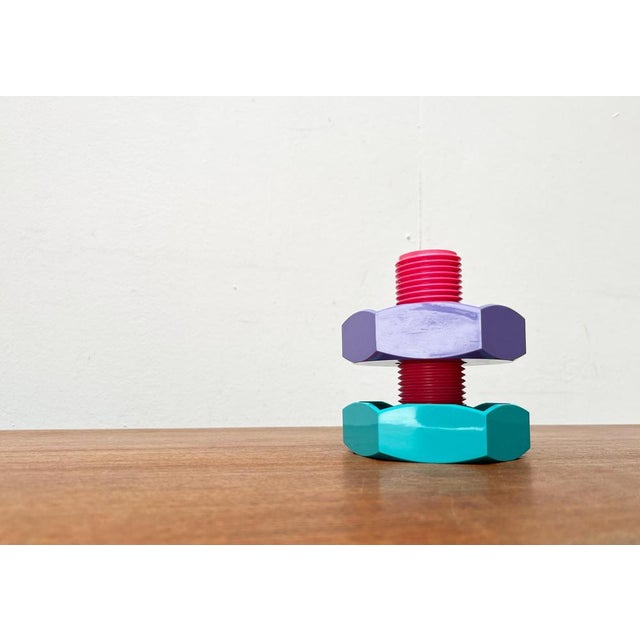 Postmodern Screw and Nut Ashtray or Bowl, 1980s, in Good conditions. Designed 1980 to 1989