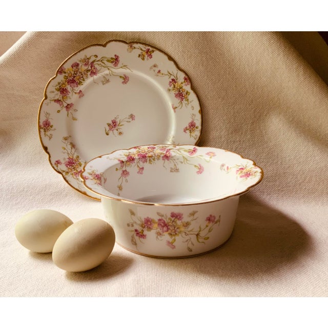 Limoges Floral Soufflé Bowl With Underplate, Gilt Scalloped Rim | Elite Works | C. 1900 For Sale - Image 16 of 18