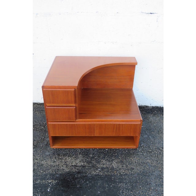late 20th Century Komfort Danish Modern Large Nightstands End Bedside Tables a Pair For Sale - Image 14 of 18