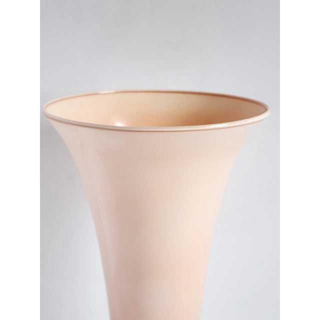 Vintage Cenedese Vetri Murano Glass Nude Pink Vase For Sale In New York - Image 6 of 9