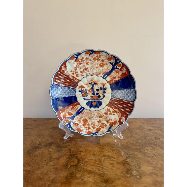 Japanese Imari Plate with Scalloped Edge, 1900s For Sale - Image 4 of 5