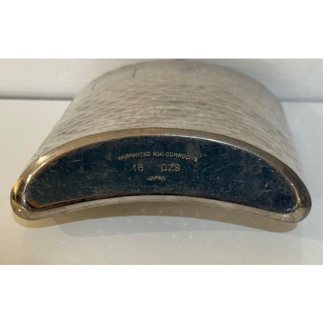 Mid 20th Century Vintage Japanese Hammered Stainless Steel 16 Oz Mid-Century Modern Bar Flask For Sale - Image 5 of 12