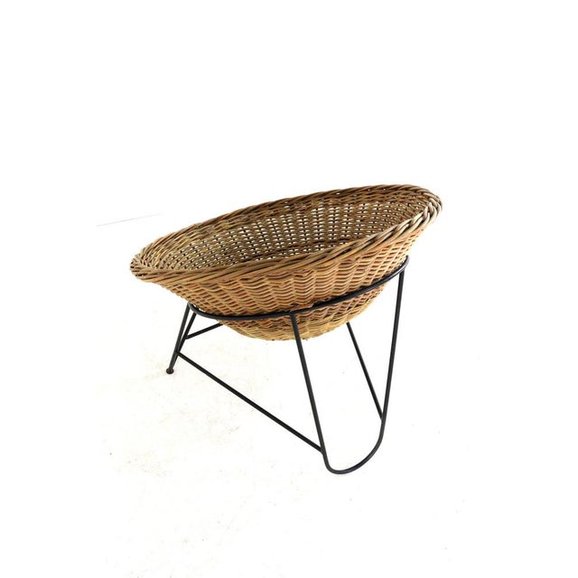Mid-Century Modern Wicker Basket Armchair in the style of Matthieu Matégot For Sale - Image 15 of 18