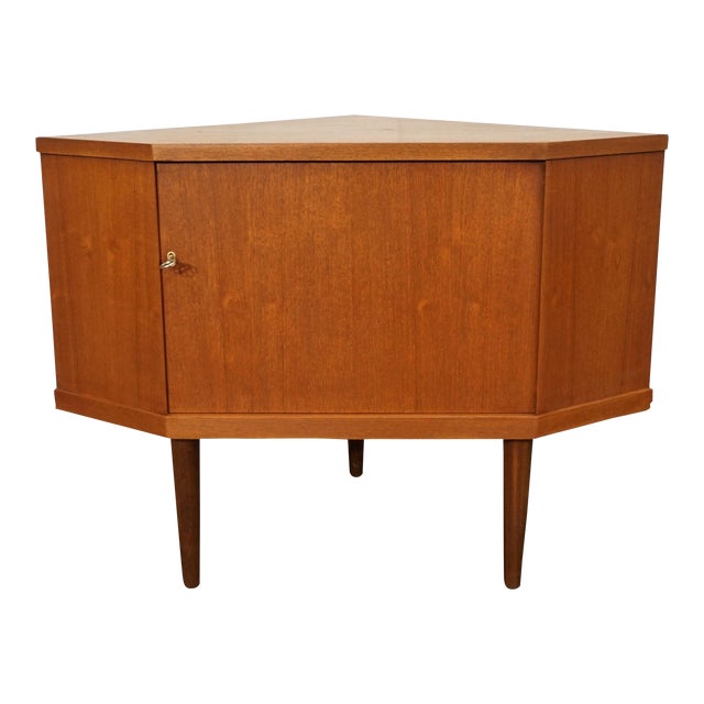 Mid Century Modern Low Corner Eldjudnir Chairish