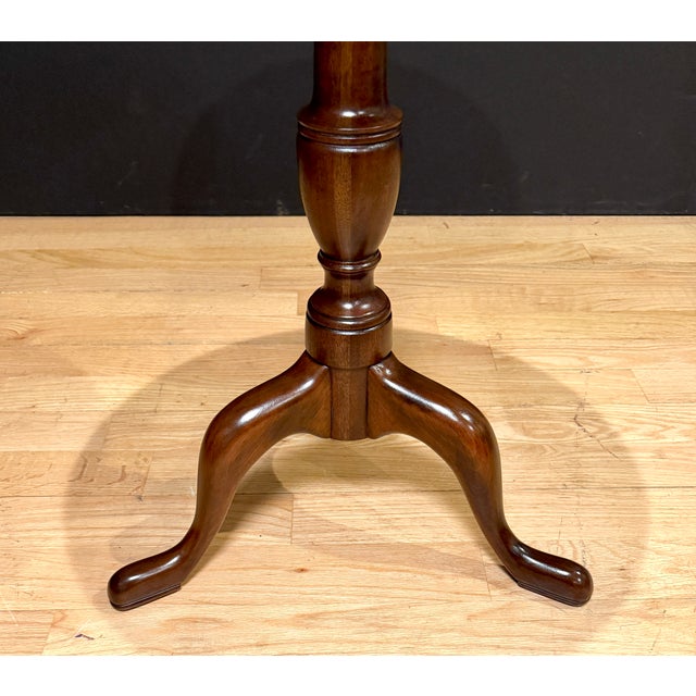 Wood Mid 20th Century Henkel Harris Virginia Galleries Mahogany Pedestal Side Table For Sale - Image 7 of 9