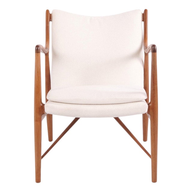 Walnut Lounge Chair with Light Fabric by Finn Juhl, 1952 For Sale