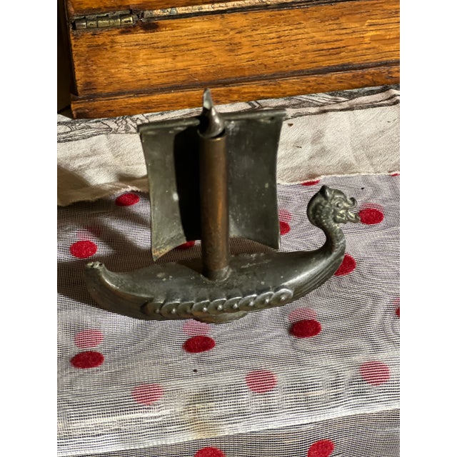 Very fun, vintage viking metal corkscrew. Great addition to add to your bar. Please check out my other listings.