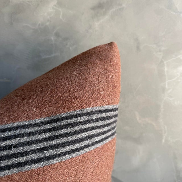 Mid-Century Modern Sienna Pillow Cover With Insert For Sale - Image 3 of 5
