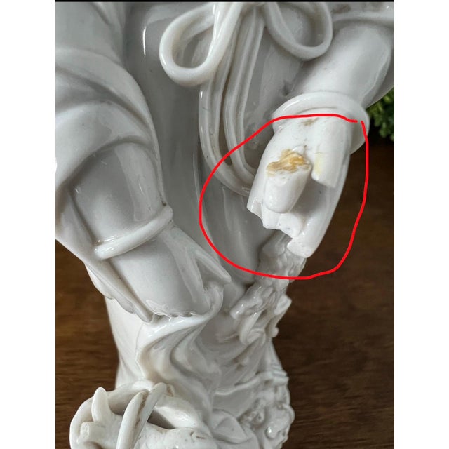 Antique Blanc De Chine Guanyin Pair For Sale - Image 11 of 18