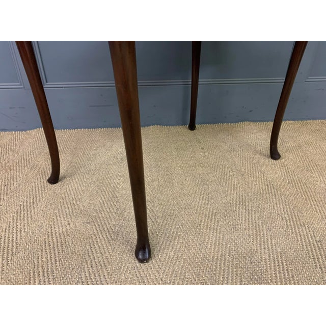 1900 - 1909 Antique Jewelry Table in Mahogany, 1900 For Sale - Image 5 of 9