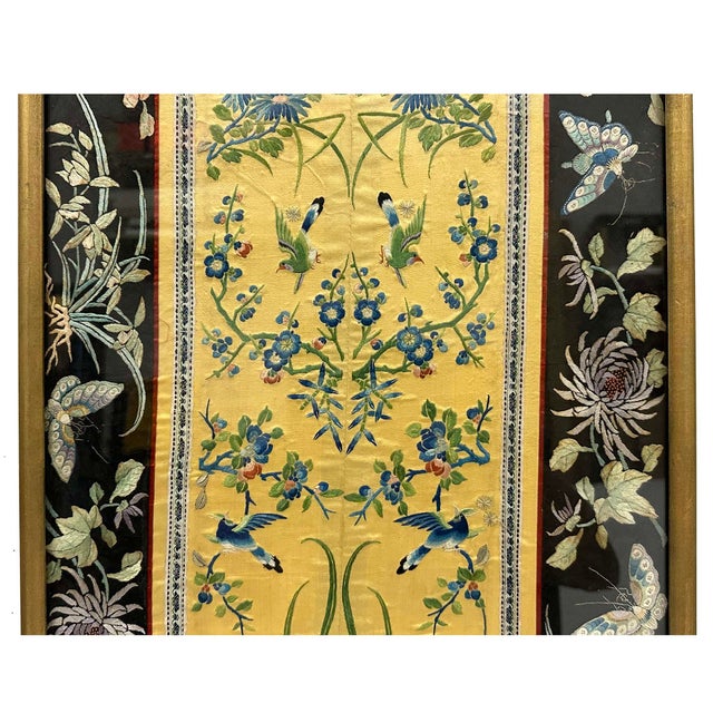 Late Qing Dynasty Antique Chinese Silk Hand-Embroidered Panel For Sale In Los Angeles - Image 6 of 8