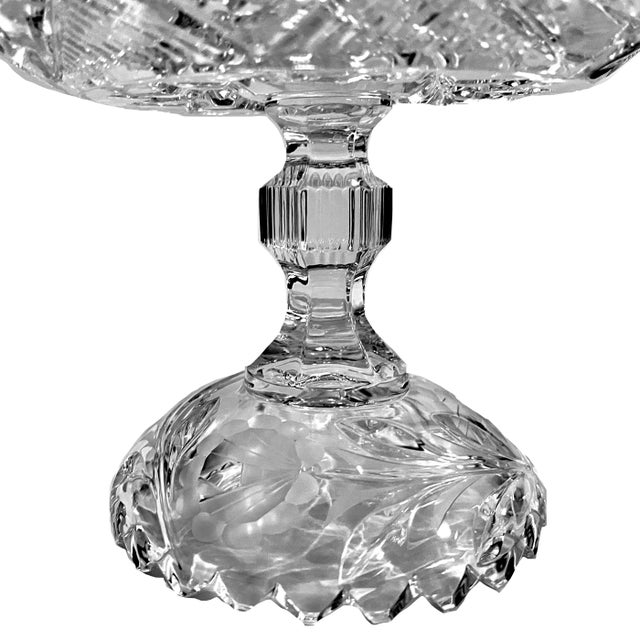 Brilliant Cut Lead Crystal Compote Centerpiece - Late 20th Century For Sale - Image 4 of 10