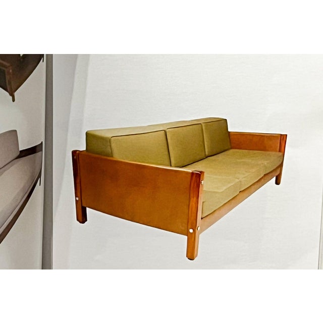1960s Sofa "Millor" in Rosewood, Fabric & Leather, Sergio Rodrigues, 1960s For Sale - Image 5 of 13