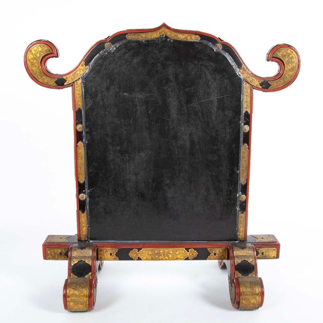 Red 19th Century Japanese Red and Black Lacquer Table Mirror Gilt Brass Mounts For Sale - Image 8 of 14