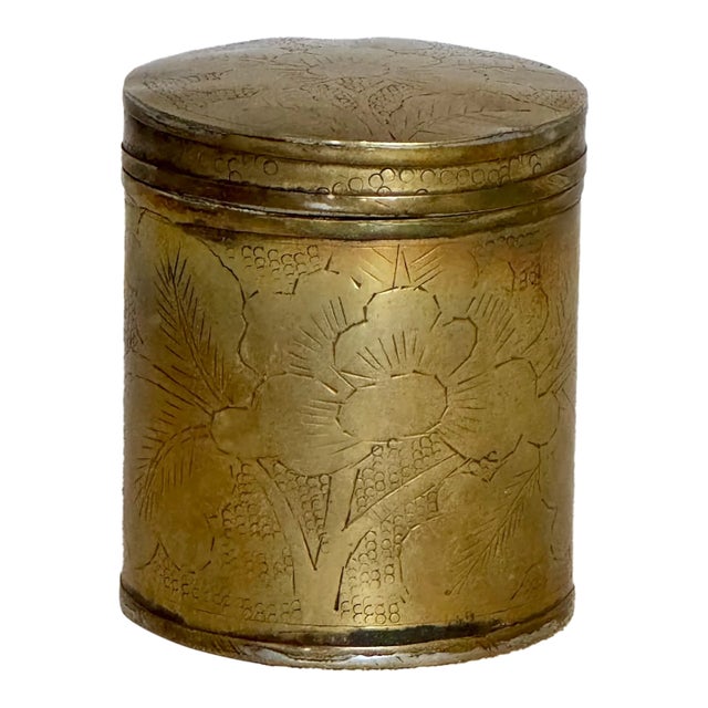 1900s Antique Brass Chinese Tea Canister With Etched Flower Motif For Sale