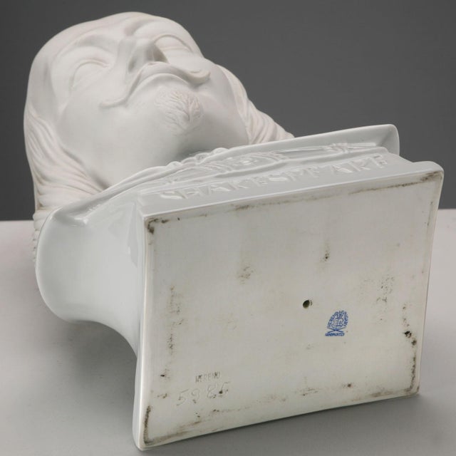 Herend, Bust of William Shakespeare, Porcelain For Sale - Image 10 of 13