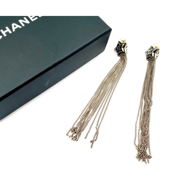 Contemporary Chanel Silver CC Grey Shooting Star Silver Chain Tassel Long Dangle Clip on Earrings, Pair For Sale - Image 3 of 5