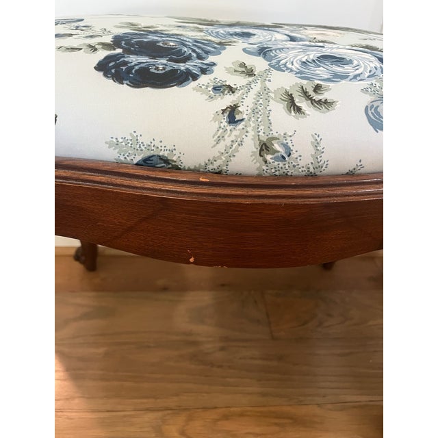 Wood Pair of Vintage Louis XV Style Carved Wood Stools in Schumacher Salisbury Chintz For Sale - Image 7 of 7