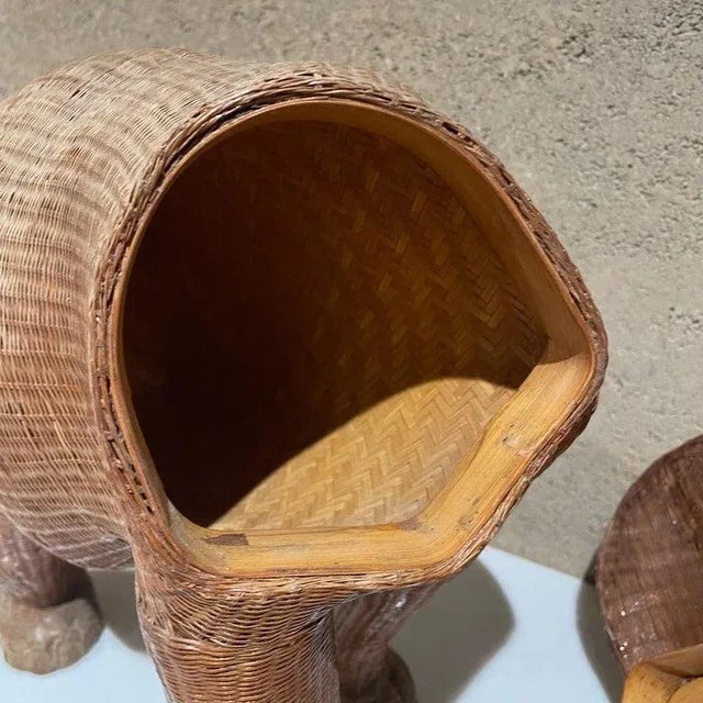 Vintage Chinese Wicker Elephant Box, Hand-Woven Rattan, Mid-Century For Sale - Image 9 of 11