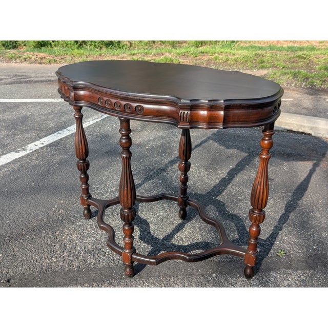 1940s Recently Refinished Victorian Style Mahogany Side Table With Carved Details For Sale - Image 9 of 9