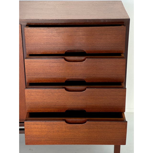 Sideboard in Teak, 1970s, in Very Good conditions. Designed 1970 to 1979
