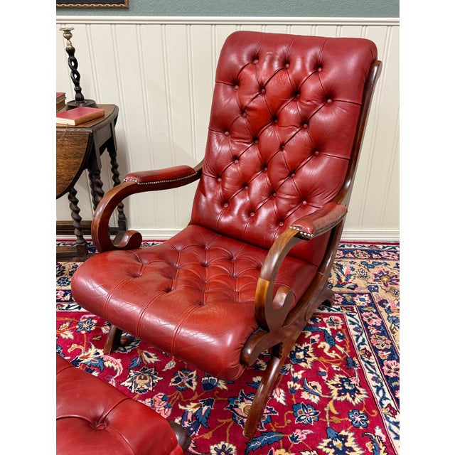 Vintage English Chesterfield Style Tufted Campeche Chair Ottoman Red Leather For Sale In Dallas - Image 6 of 17
