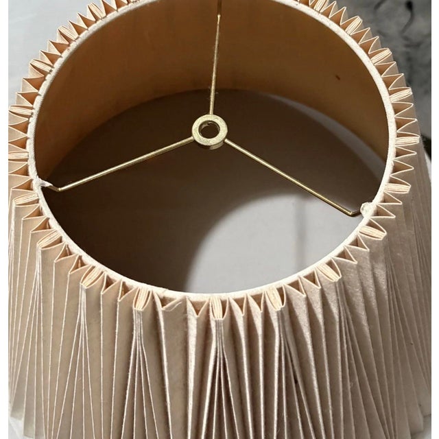 1950s 1950-60’s Stiffel Brass Urn Lamps Pair Hollywood Regency Style W/ Shades Working 35+lbs For Sale - Image 5 of 11