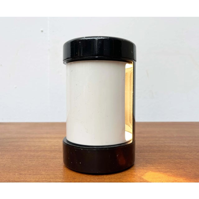 Mid-Century Modern Italian Space Age Black Model Laura Table Lamps by Olaf von Bohr and Diego Valenti for Valenti Luce Milano, 1960s, Set of 2 For Sale - Image 14 of 18