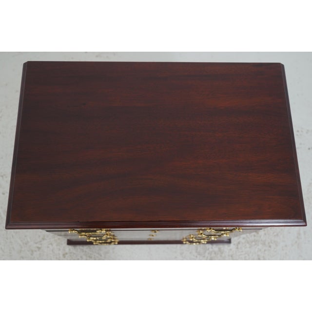 Kittinger 4 Drawer Mahogany Richmond Hill Bachelor Chest For Sale In Philadelphia - Image 6 of 16