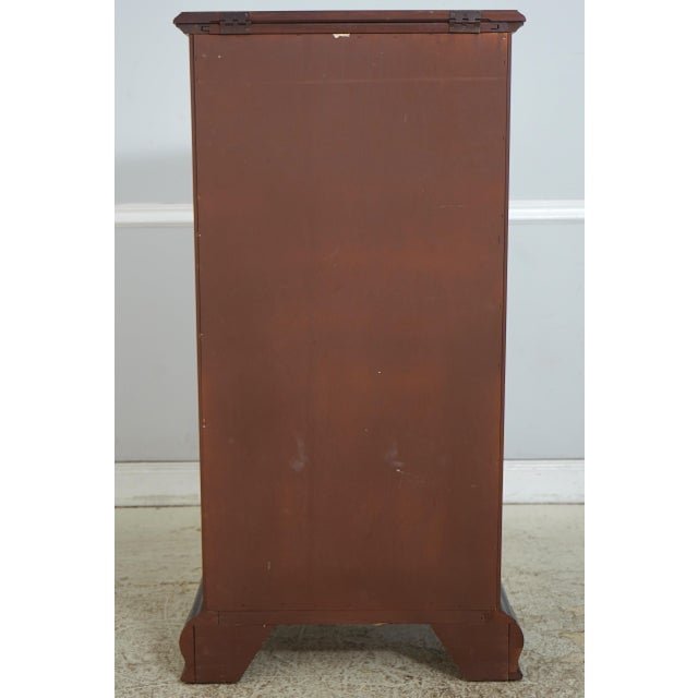 Thomasville Mahogany Lingerie Chest W. Flip Open Mirror For Sale - Image 14 of 15