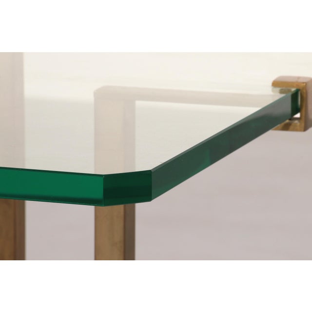 Discover the elegance of the 1970s with these rare Peter Ghyczy T18 side table. Crafted by the renowned Hungarian...