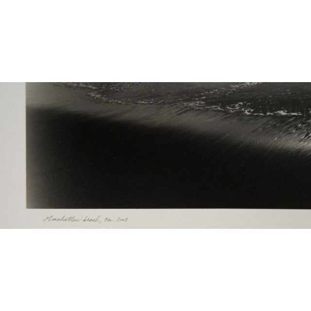 2000 - 2009 Manhattan Beach, 2003 - Original Black and White Photograph by Guillermo Zuniga For Sale - Image 5 of 7