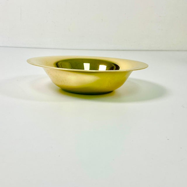 Mid 20th Century Hollywood Regency Chippendale Gold-Plated Candy Dish. For Sale - Image 4 of 10