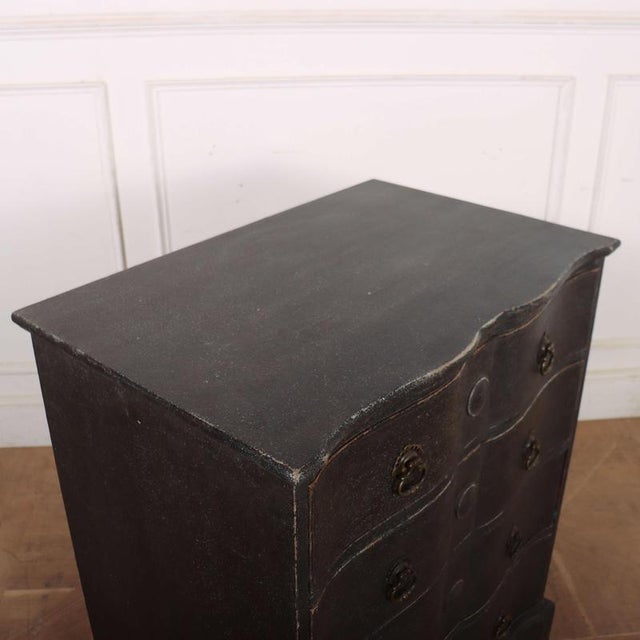 Dutch Serpentine Commode, 1830 For Sale - Image 9 of 11