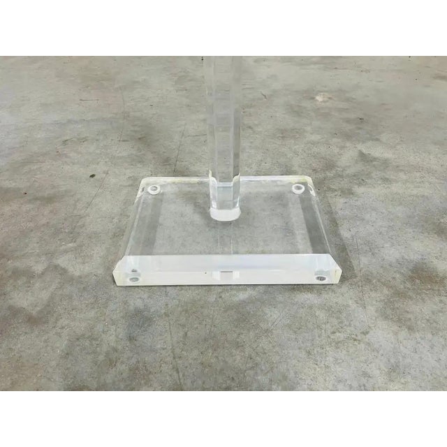 Charles Hollis Jones Mid-Century Charles Hollis Jones Style Lucite Floor Standing Towel-Rack For Sale - Image 4 of 7