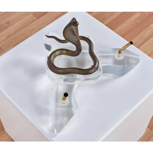 Postmodern Signed Vintage Brass and Lucite Cobra Snake Double Pen Caddy For Sale - Image 3 of 9