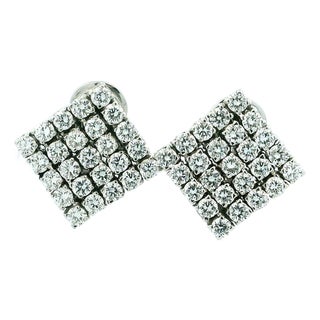 1990s Pair of Italian 18k White Gold 5 Carat Diamond Pavé Cluster Earrings For Sale