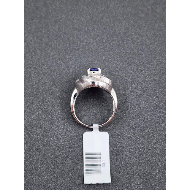 2.25 Ct Tanzanite & Diamond Ring Size 6.75 For Sale - Image 9 of 10