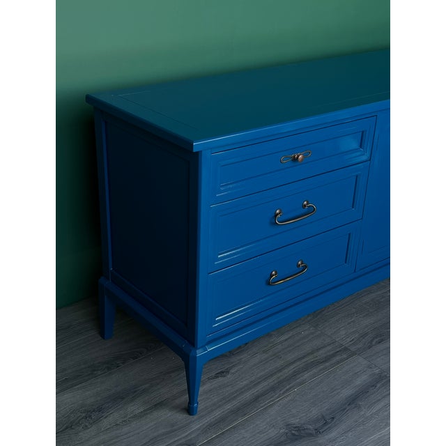 1970s 1970s Mid-Century Modern Walnut High Gloss Blue Lacquered Dresser For Sale - Image 5 of 17