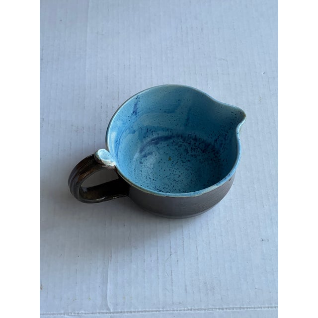 Vintage Traditional Blue Pottery Gravy Boat For Sale - Image 4 of 4